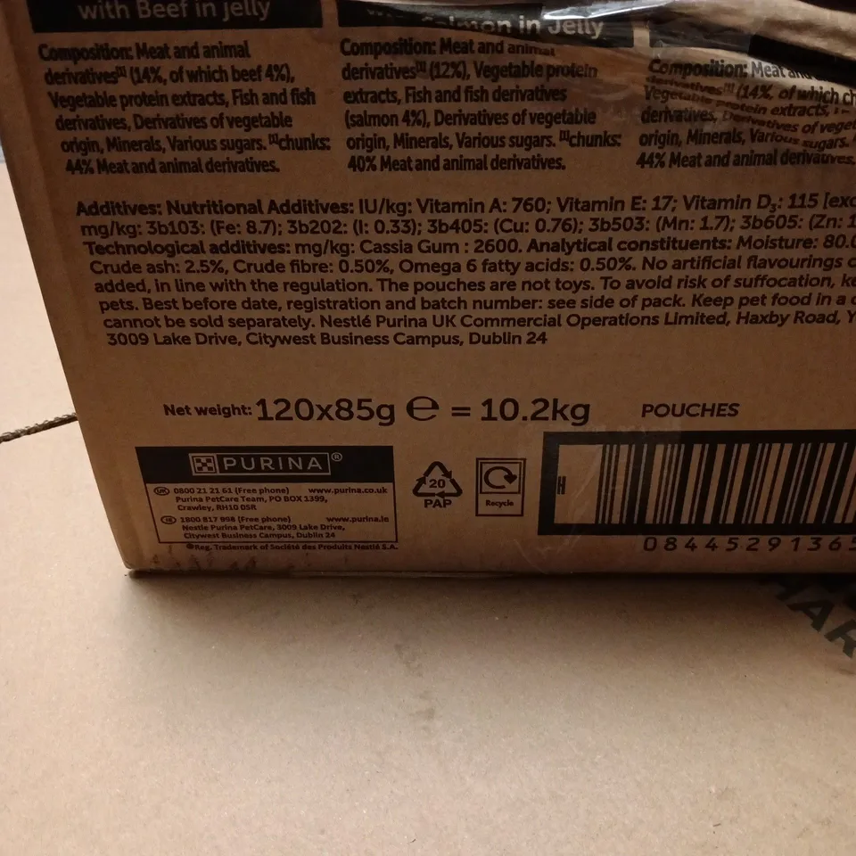 BOX OF 120 X 85G FELIX CAT FOOD (BEEF, CHICKEN, SALMON, TUNA)