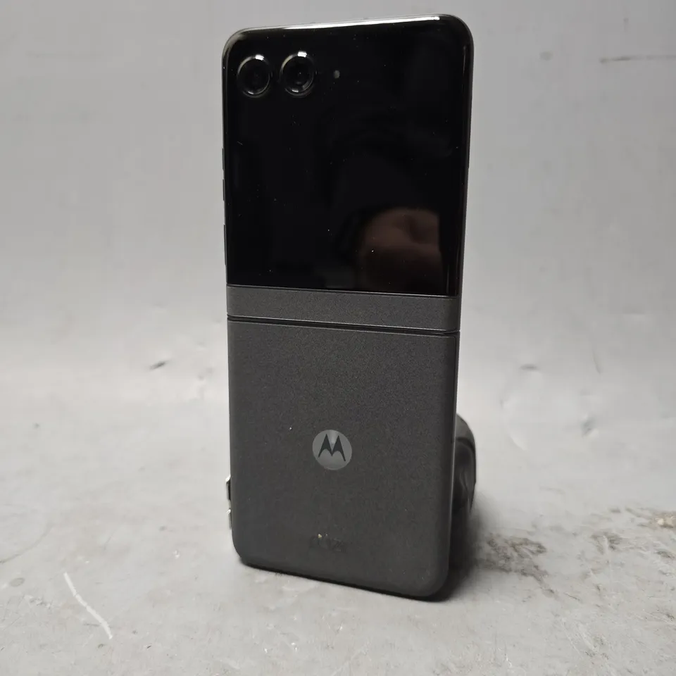 MOTOROLA MOTO RAZR50 - KOALA GREY