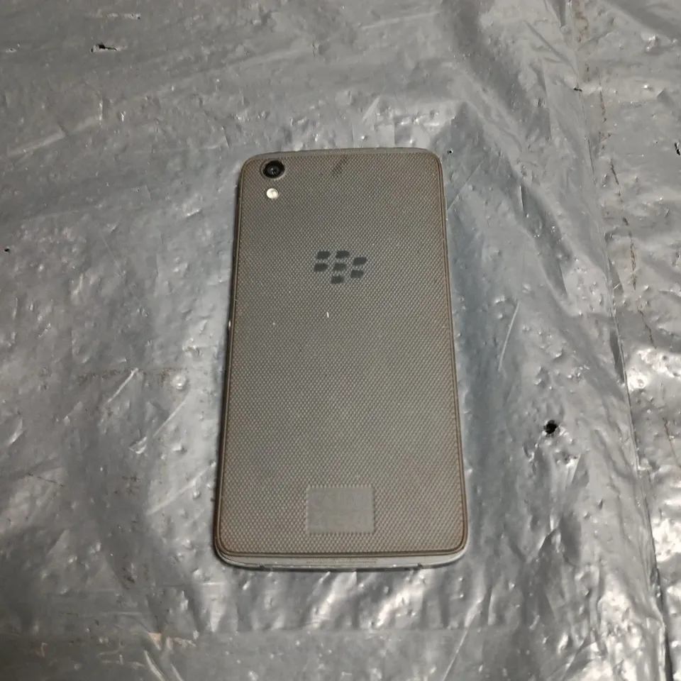 BLACKBERRY ANDROID SMARTPHONE – GREY TEXTURED BACK