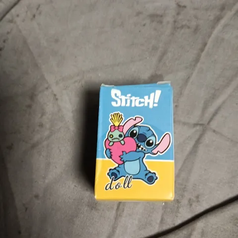 BOX OF APPROXIMATELY 30 ASSORTED TOYS INCLUDING TEMPORARY TATTOO MARKERS , TICH MINI FIGURE AND SLAZENGER TENNIS BALLS 