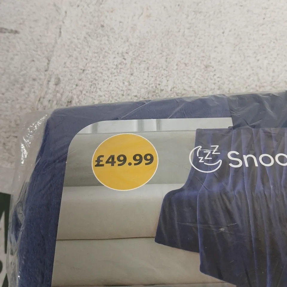 SNOOZEVILLE THROW – SOFT & COSY, 150 X 200 CM (NAVY)