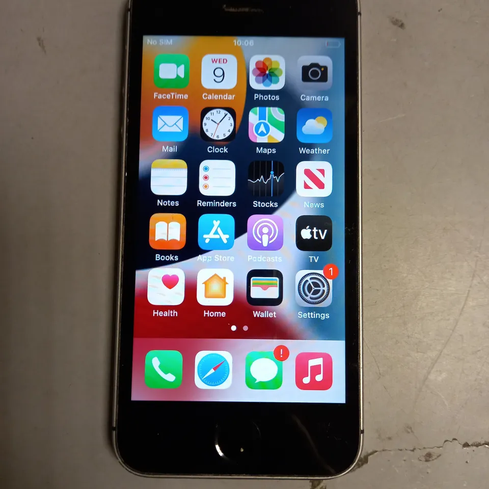 APPLE IPHONE 5SE GREY 32GB