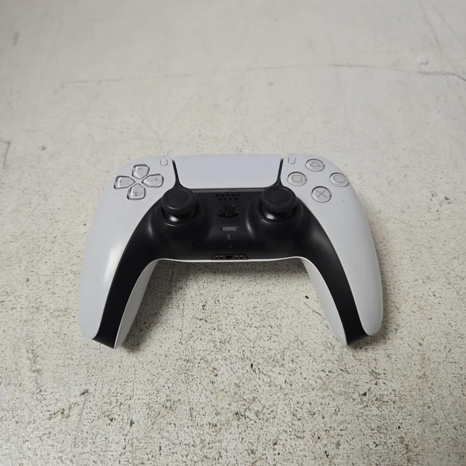 PLAYSTATION 5 DUALSENSE WIRELESS CONTROLLER