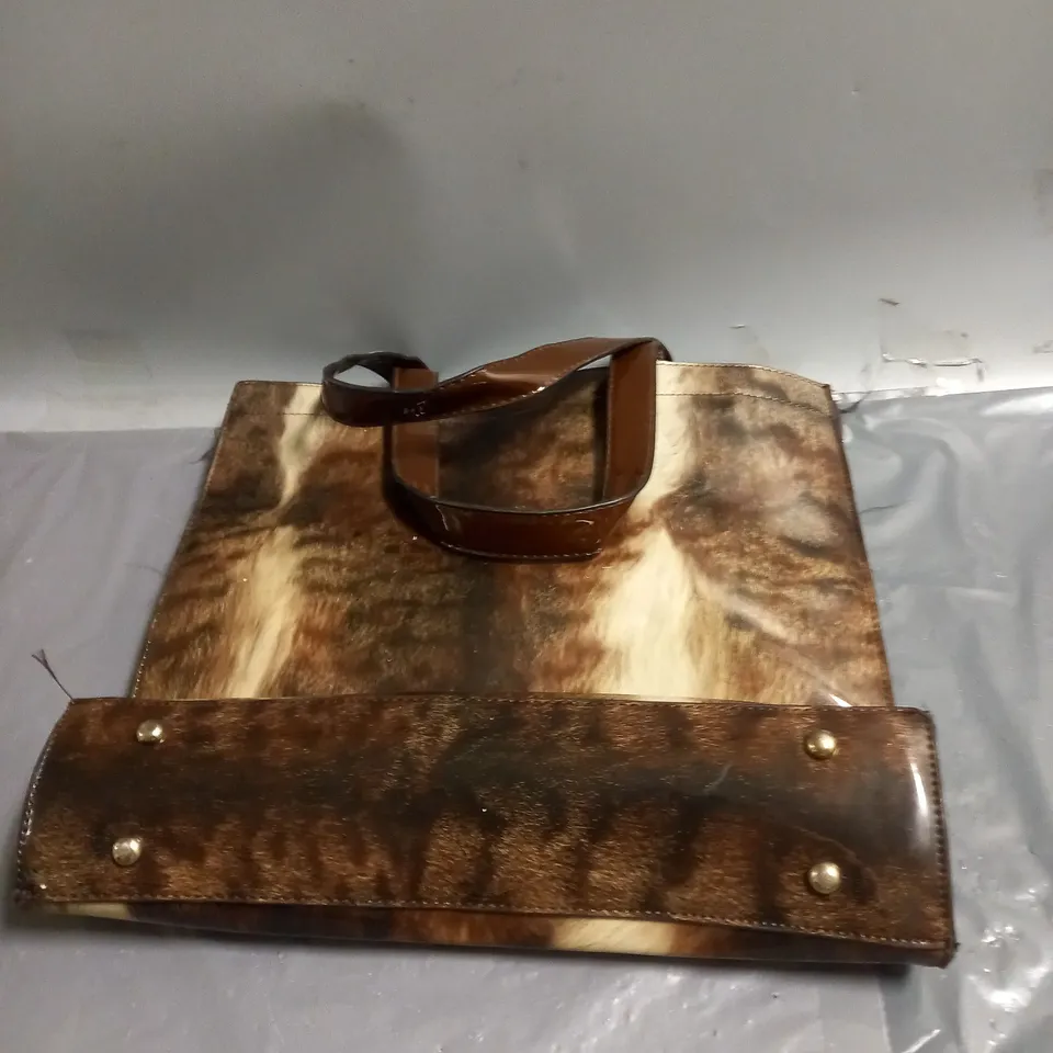 TED BAKER LONDON HANDBAG 