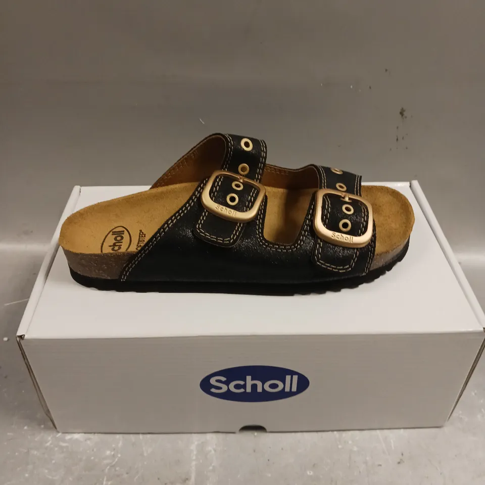 BOXED PAIR OF SCHOLL LEATHER SOFTSTEP OPEN TOE SHOES - 6