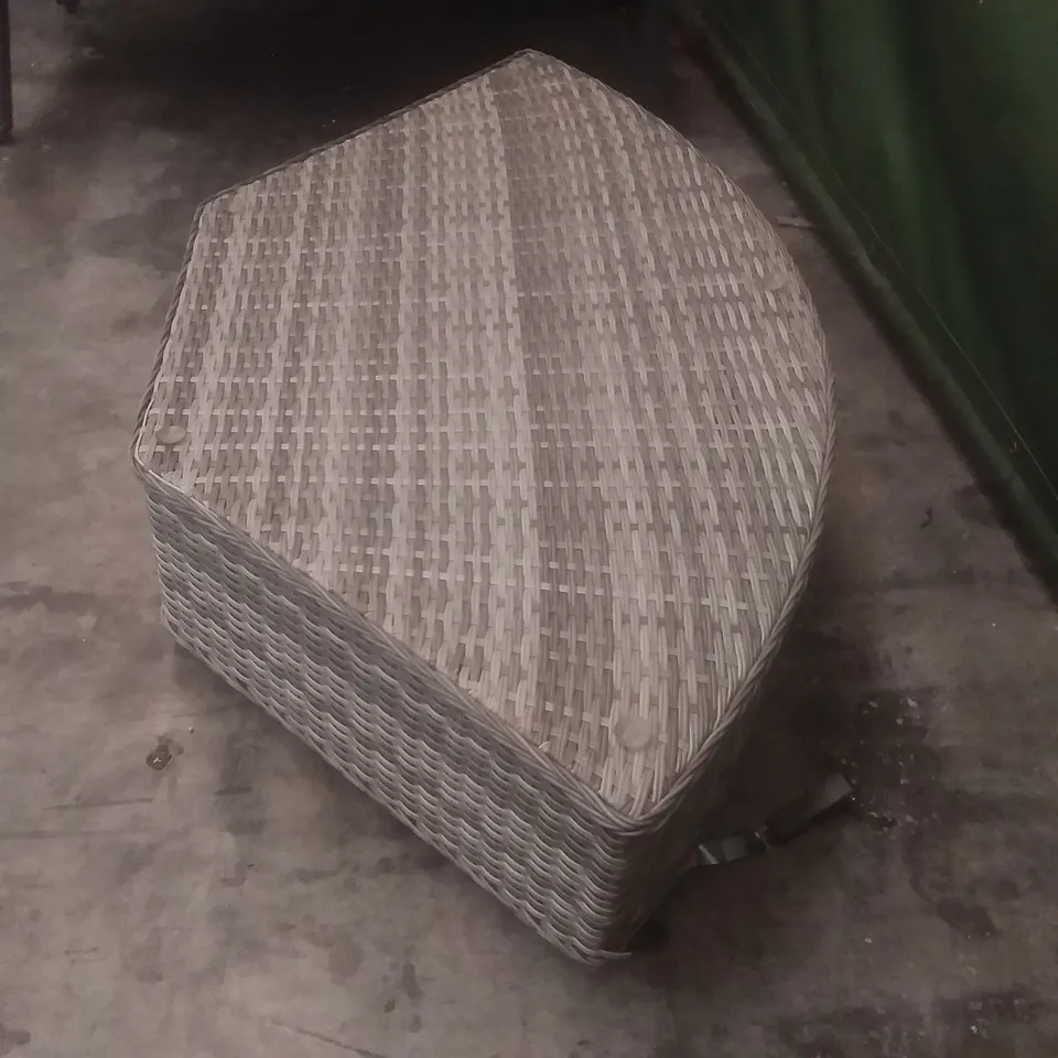 RATTAN EFFECT GARDEN CURVED COFFEE TABLE GREY
