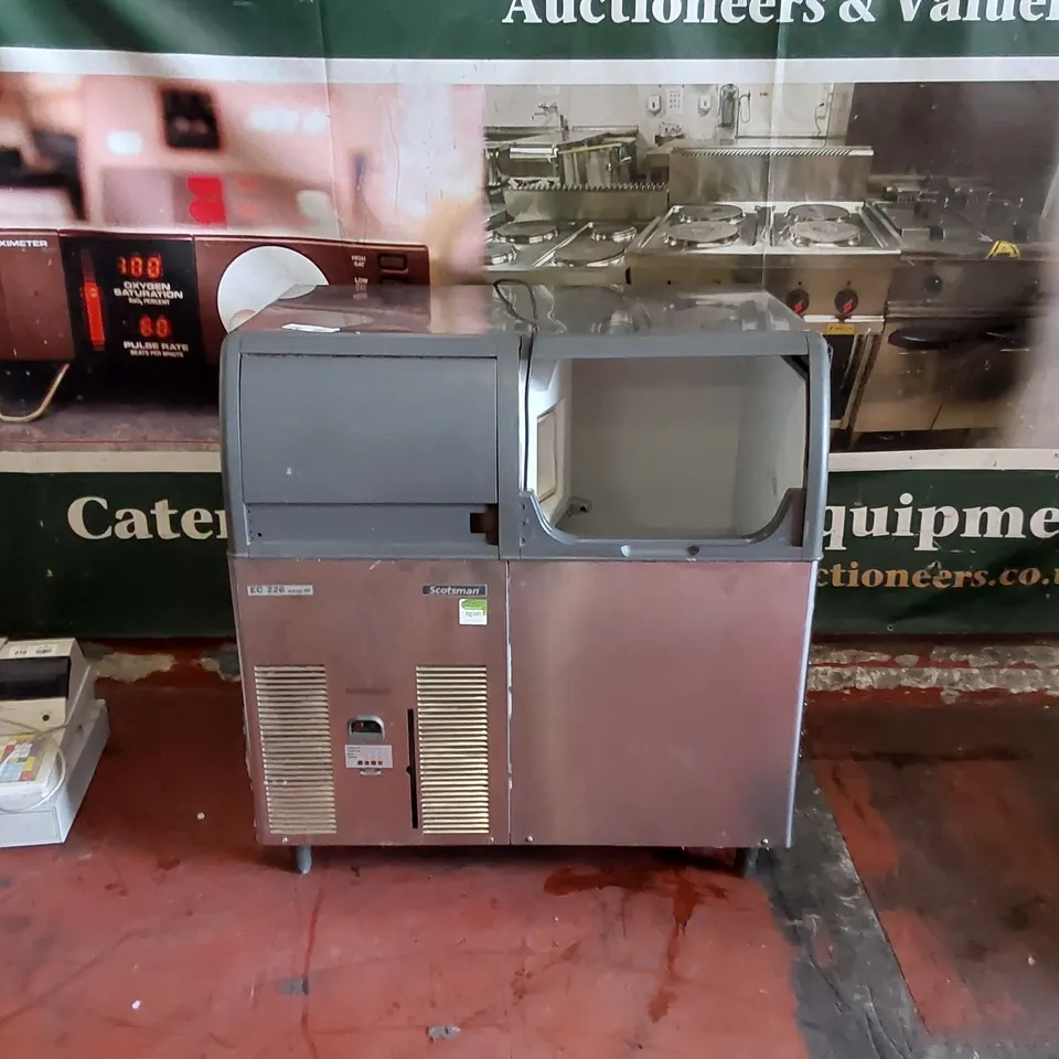 SCOTSMAN FRIMONT EC 226 EASY FIT-A ICE MACHINE