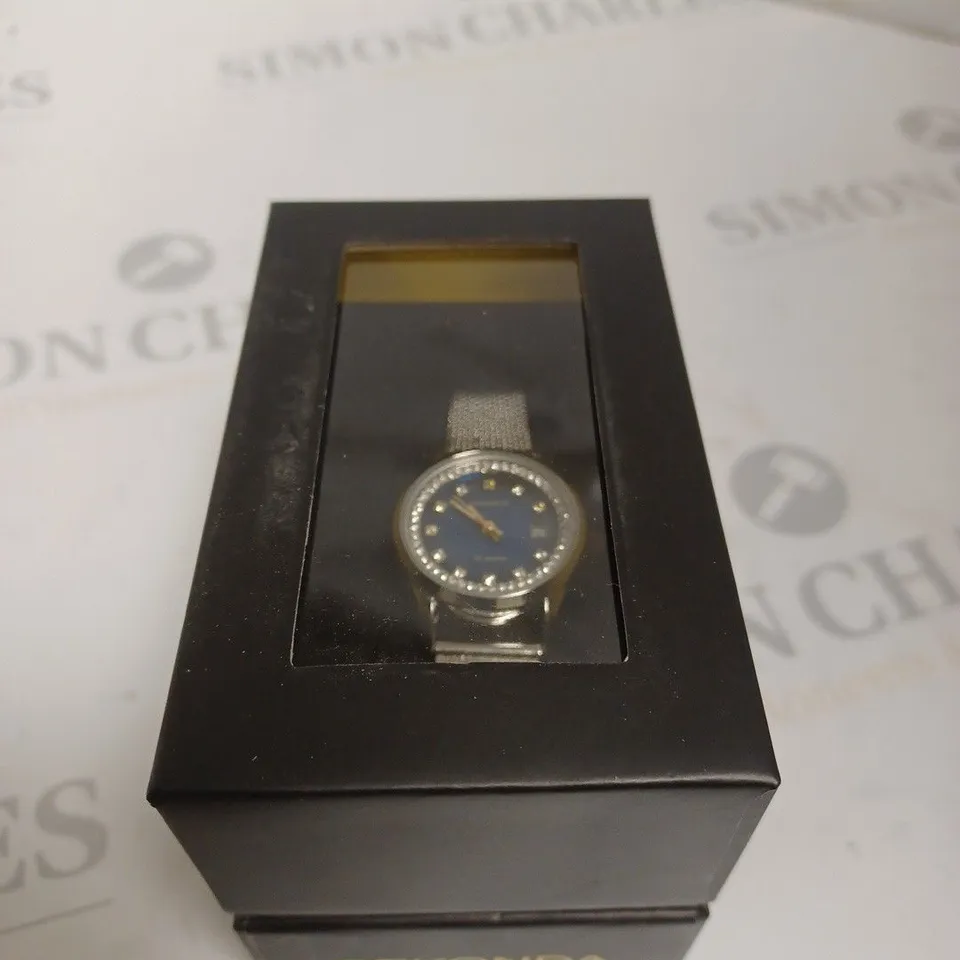 BOXED SEKONDA SILVER CHAIN STRAP WATCH WITH BLUE FACE