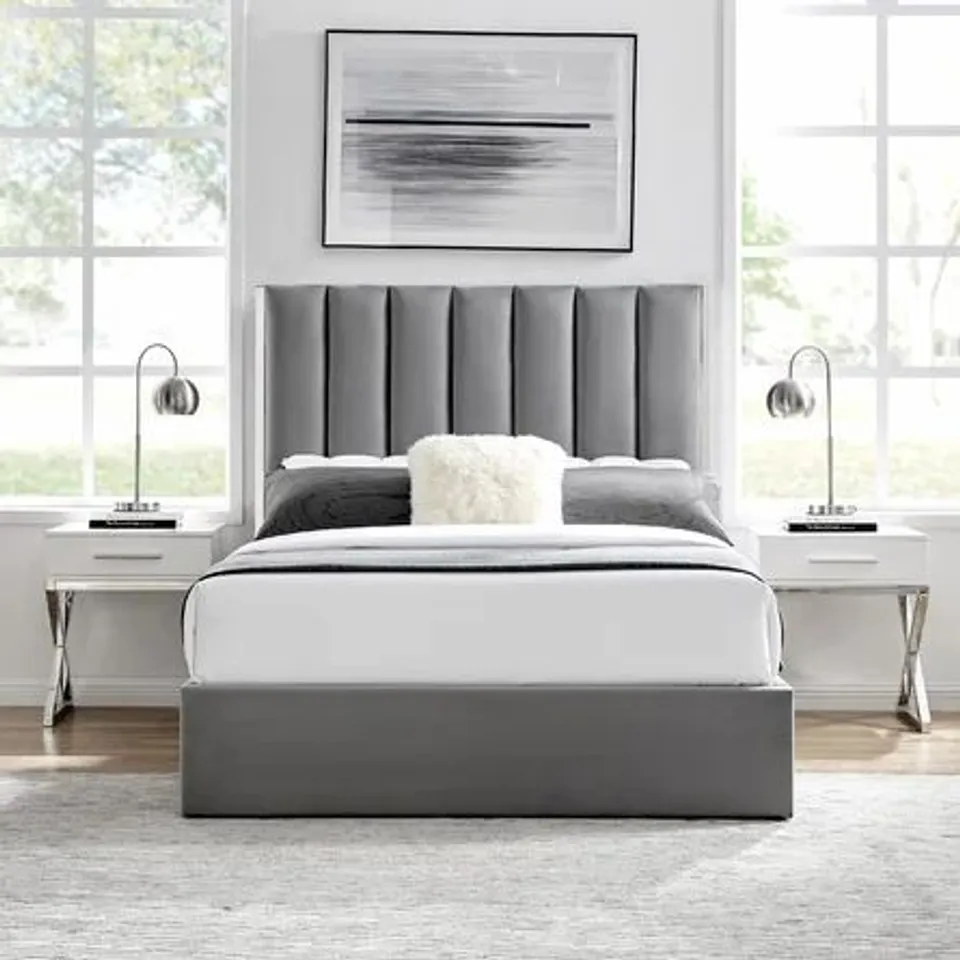 BOXED CARLIN OTTOMAN UPHOLSTERED BED