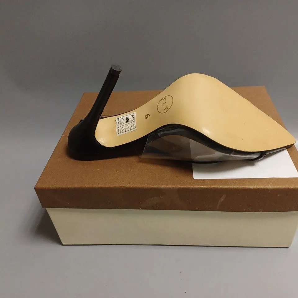 BOXED PAIR OF PRETTY LITTLE THING HEELED ANKLE SANDALS UK SIZE 6 
