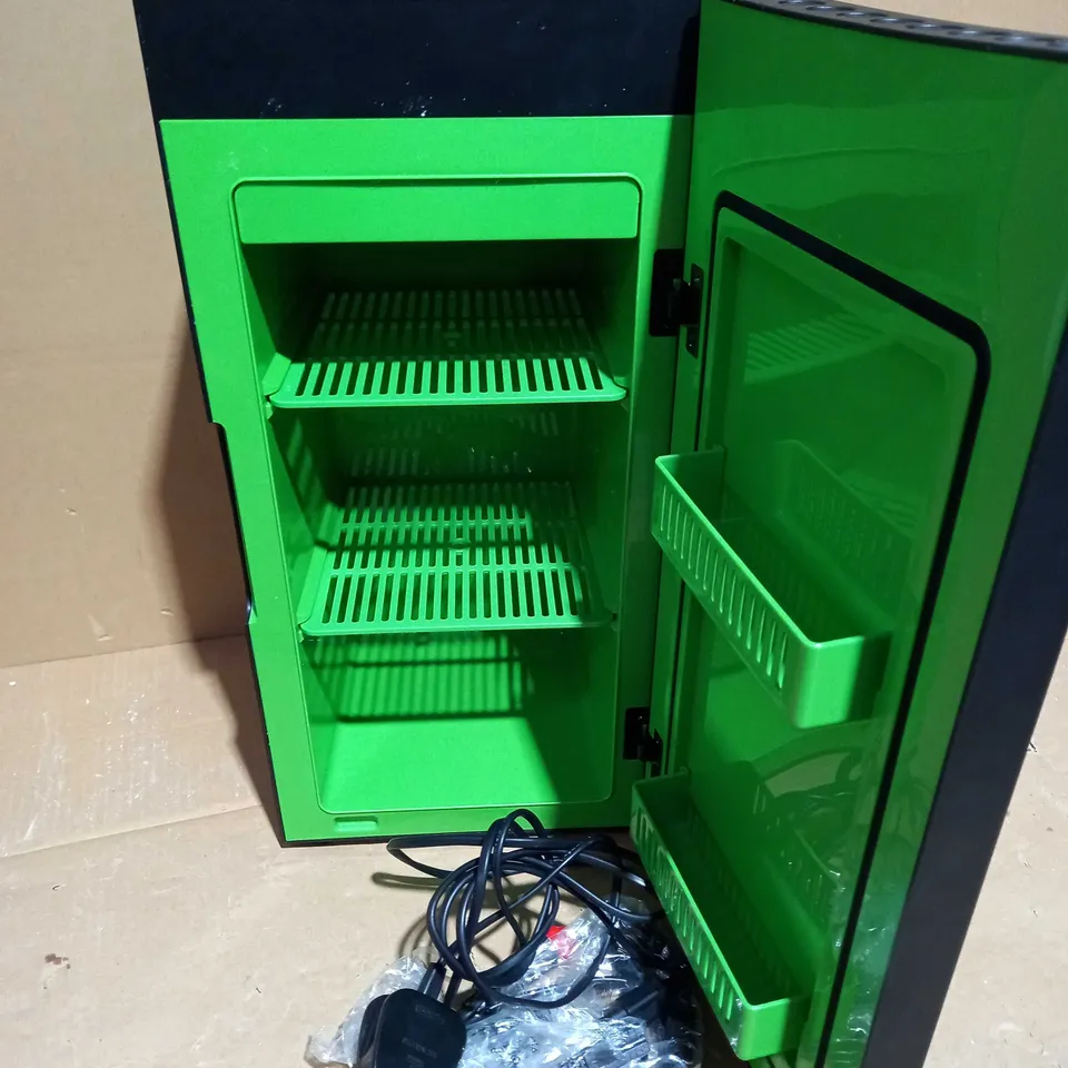 XBOX SERIES X THEMED MINI FRIDGE	