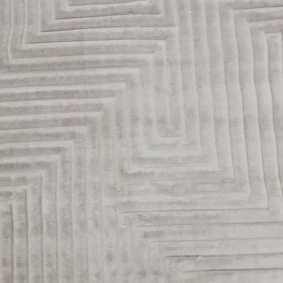 QUALITY DESIGNER MALMO MAZE DESIGN AREA RUG IN GREY 160/230