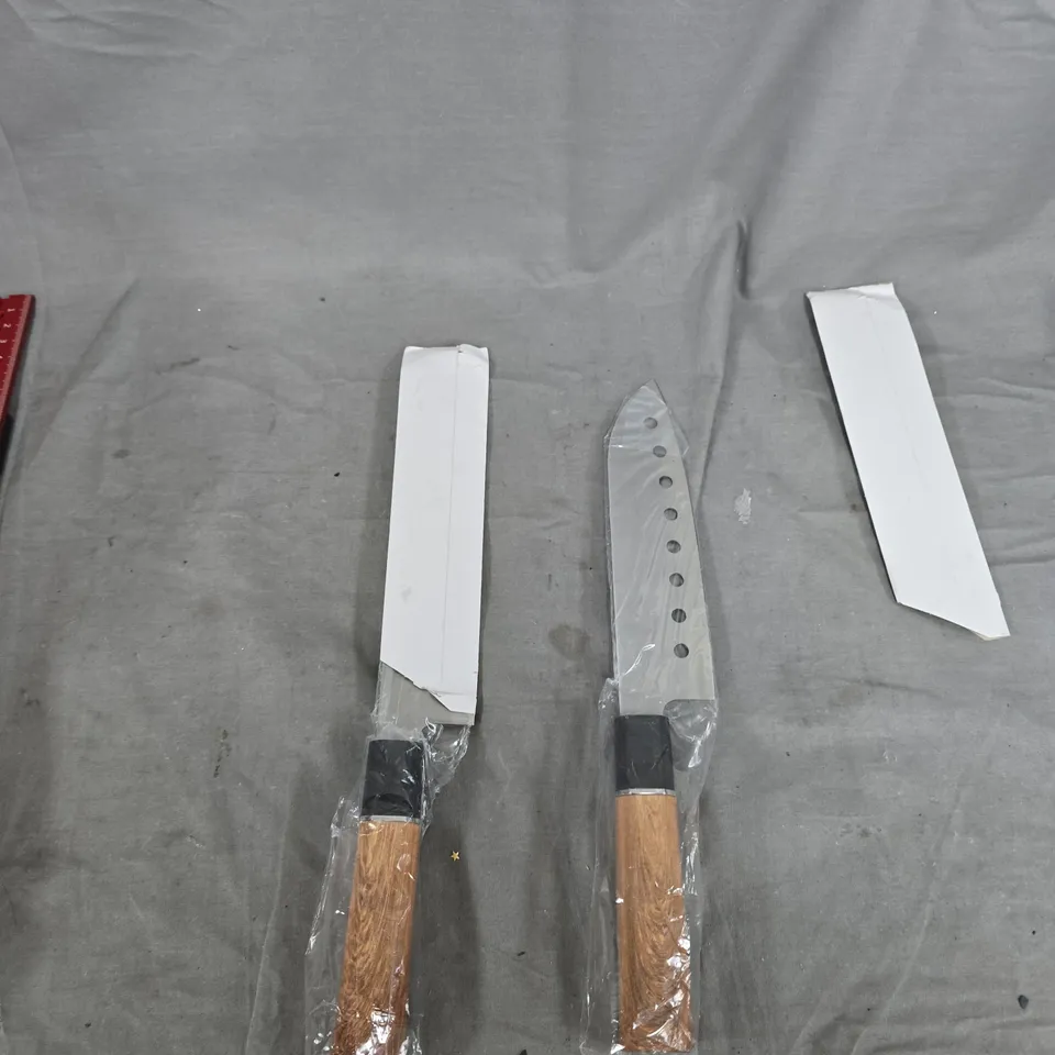 TWO KITCHEN KNIVES WITH WOODEN HANDLES – SANTOKU STYLE