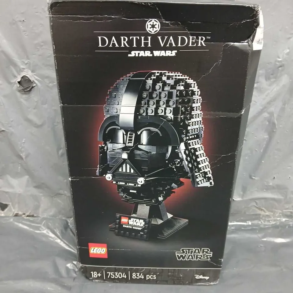 LEGO STAR WARS DARTH VADER HELMET  RRP £69.99