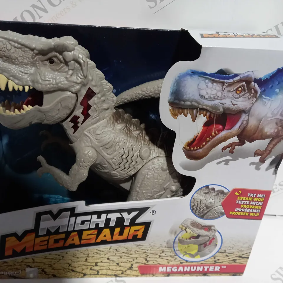 BOXED MIGHTY MEGASAUR