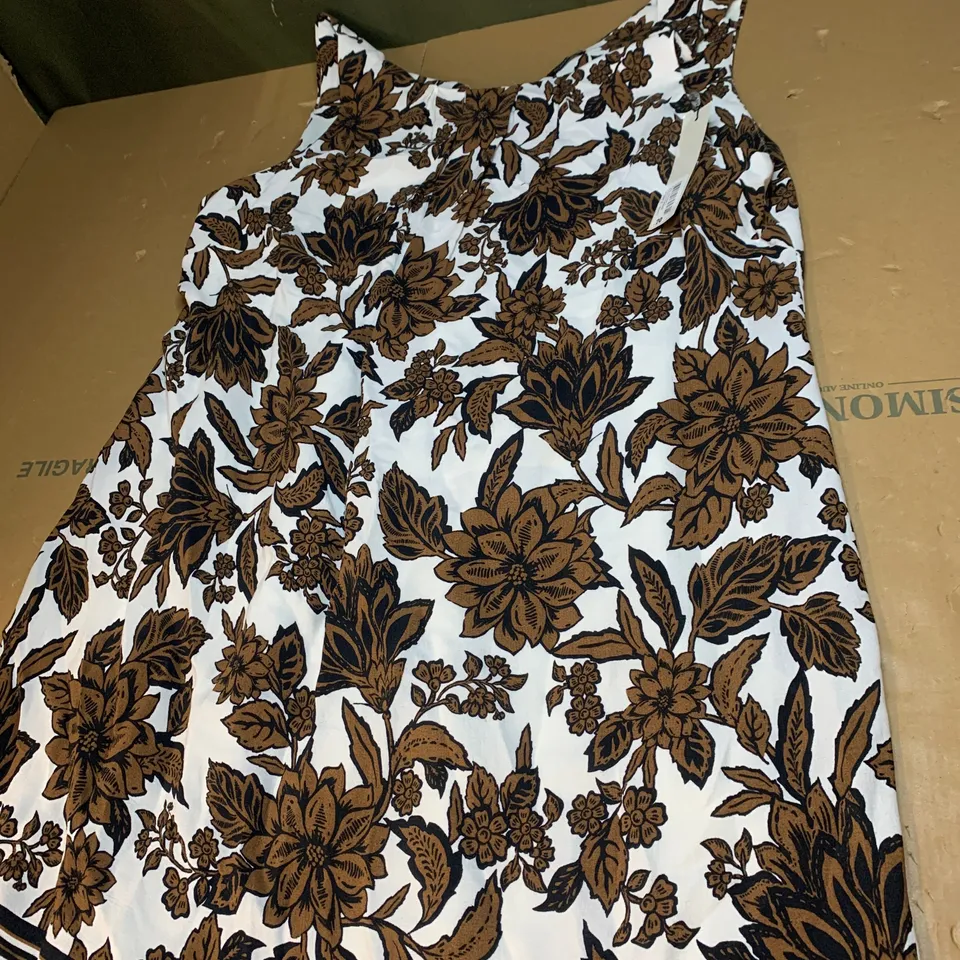 FLORAL SLEEVELESS DRESS SIZE 20