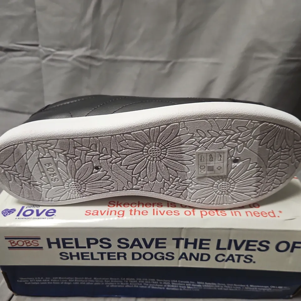 SKECHERS BOBS D’VINE INSTANT DELIGHT BLACK SNEAKERS – MEMORY FOAM - UK 5.5