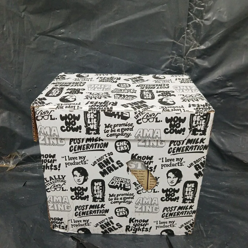 BOXED AND SEALED OATLY OAT DRINK - BARISTA EDITION - ORGANIC - X6 - COLLECTION ONLY 