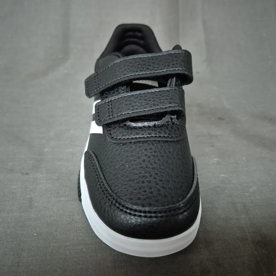 BOXED PAIR OF ADIDAS INFANT'S TENSAUR SPORT 2.0 SHOES IN BLACK/WHITE UK SIZE 9K