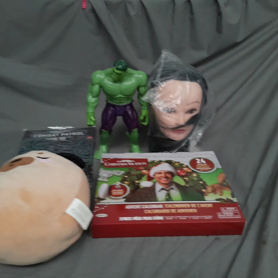 BOX OF ASSORTED TOYS AND GAMES TO INCLUDE TEDDIES, WARHAMMER AND ACTION FIGURES