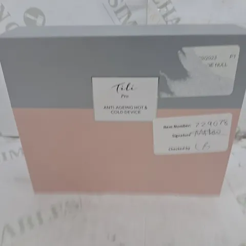 BOXED TILI PRO LED ANTI-AGEING HOT & COLD FACIAL TONING DEVICE