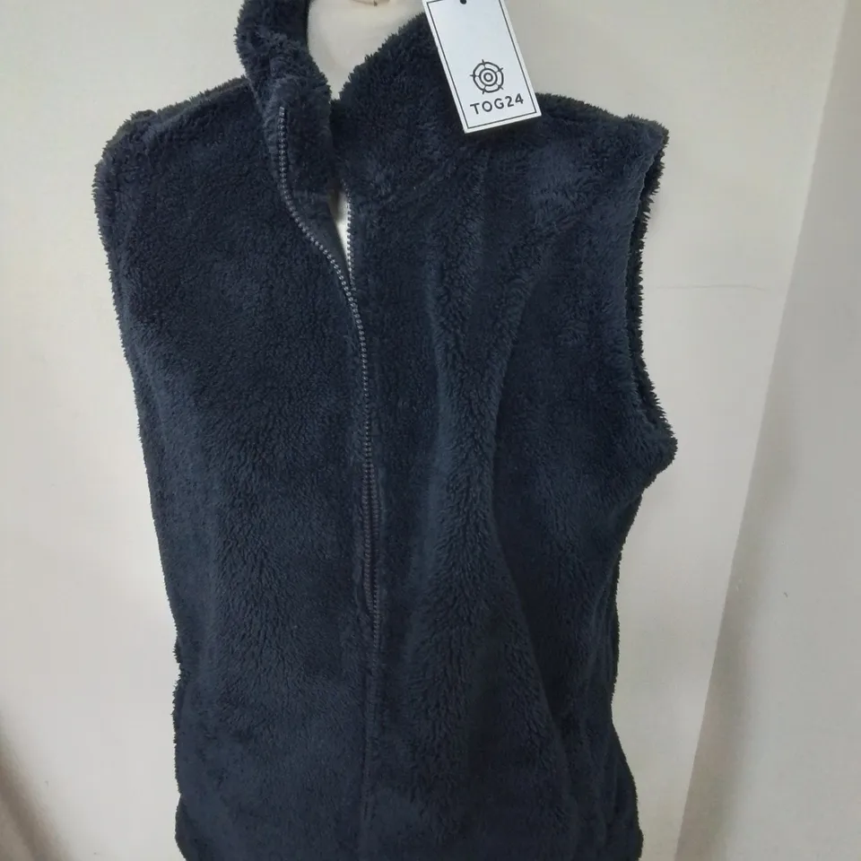 TOG 24 MAUBY WOMEN'S GILET IN INDIGO - 16