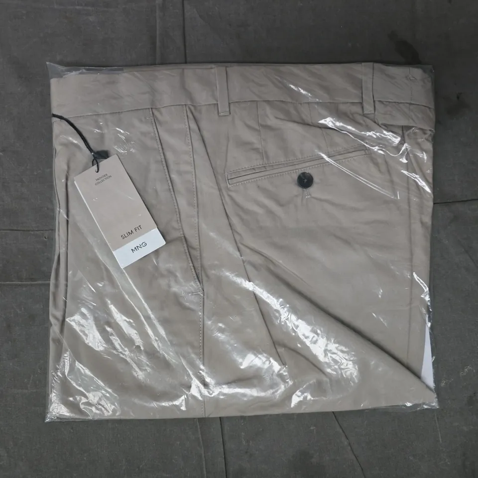 MNG SLIM FIT TROUSERS IN SANDSTONE SIZE 32