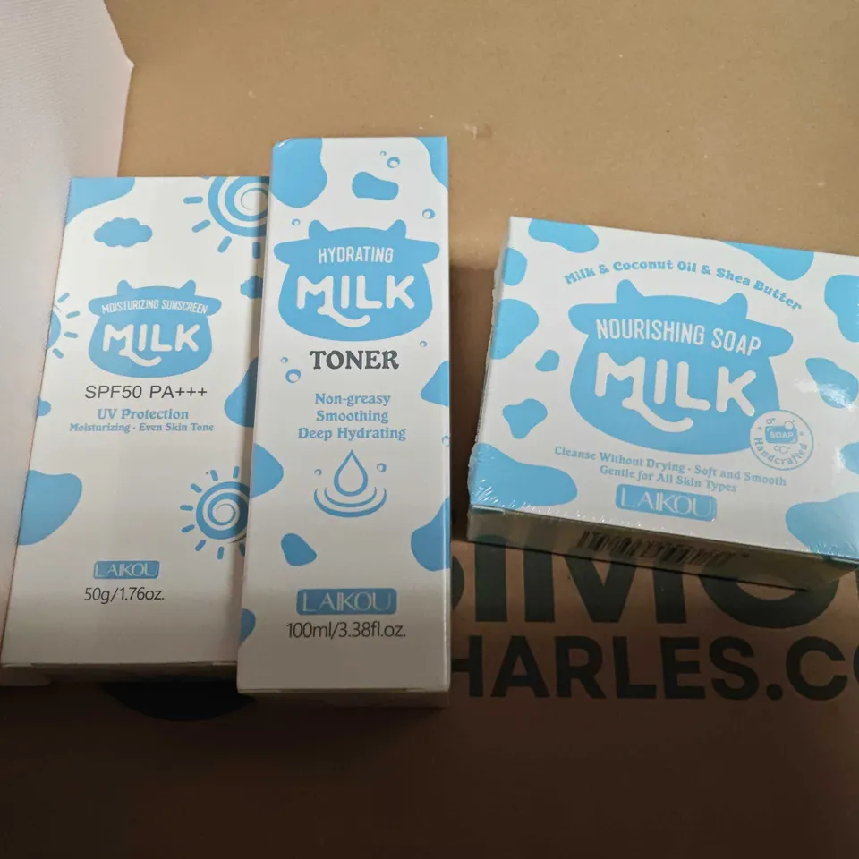 LAIKOU 14-PIECE HYDRATING MILK HEALTH AND BEAUTY SET