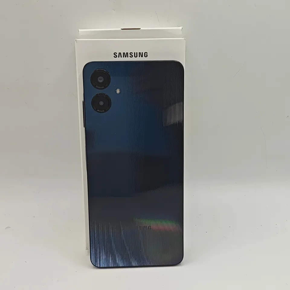 BOXED SAMSUNG GALAXY A06 4/64GB IN BLACK - SM-A065F