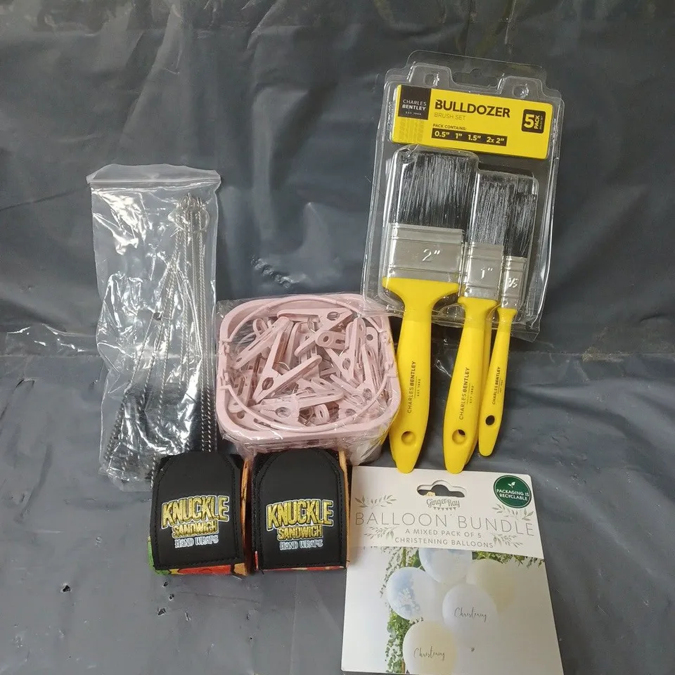 BOX OF APPROXIMATELY 20 ASSORTED HOUSEHOLD ITEMS TO INCLUDE KNUCKLE SANDWICH HAND WRAPS, PAINTBRUSHES AND PEGS