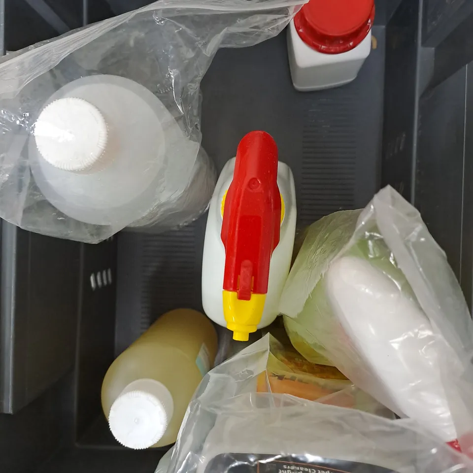 APPROXIMATELY 10 ASSORTED LIQUIDS TO INCLUDE WEEDOL, KITCHEN CLEANER, AIR FRESHENER ETC 