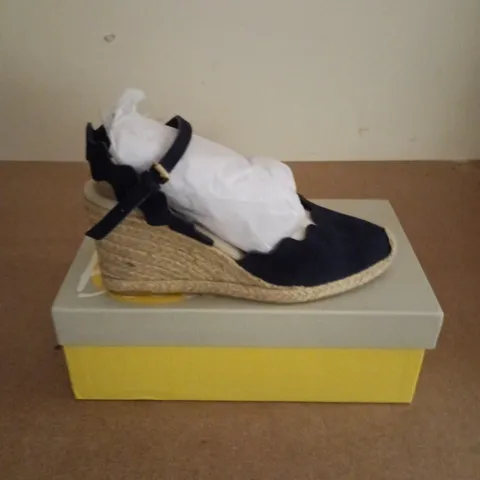 BOXED PAIR OF BODEN STRAP SHOES IN BLUE - SIZE 39