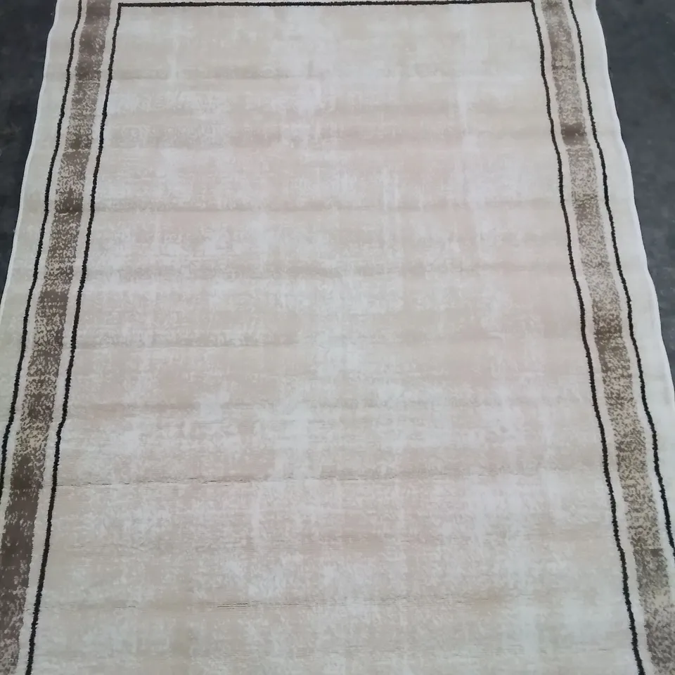 WALBURN BEIGE/BROWN RUG IN SIZE 160X225CM