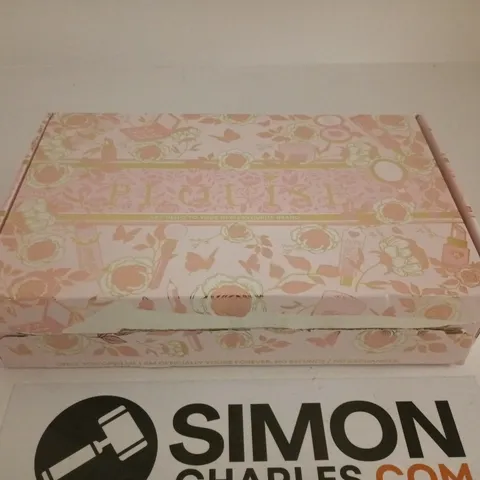 BOXED P.LOUISE MYSTERY BOX