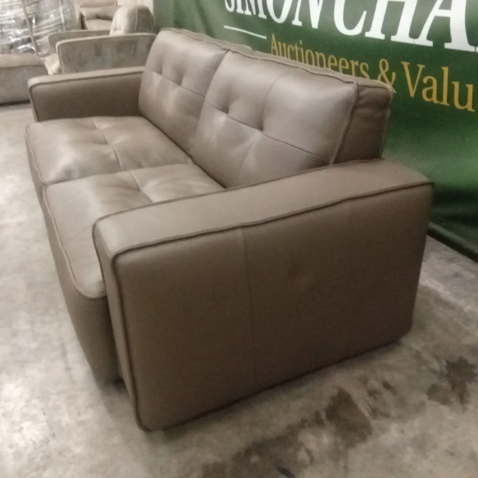QUALITY DESIGNER ITALIAN MADE GRAVINA 3 SEATER LEATHER SOFA