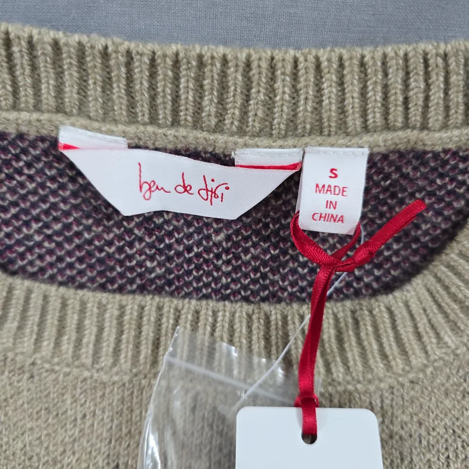 BEN DE LISI BEIGE KNIT SWEATER WITH PURPLE ARGYLE PATTERN, WOMEN'S SIZE S