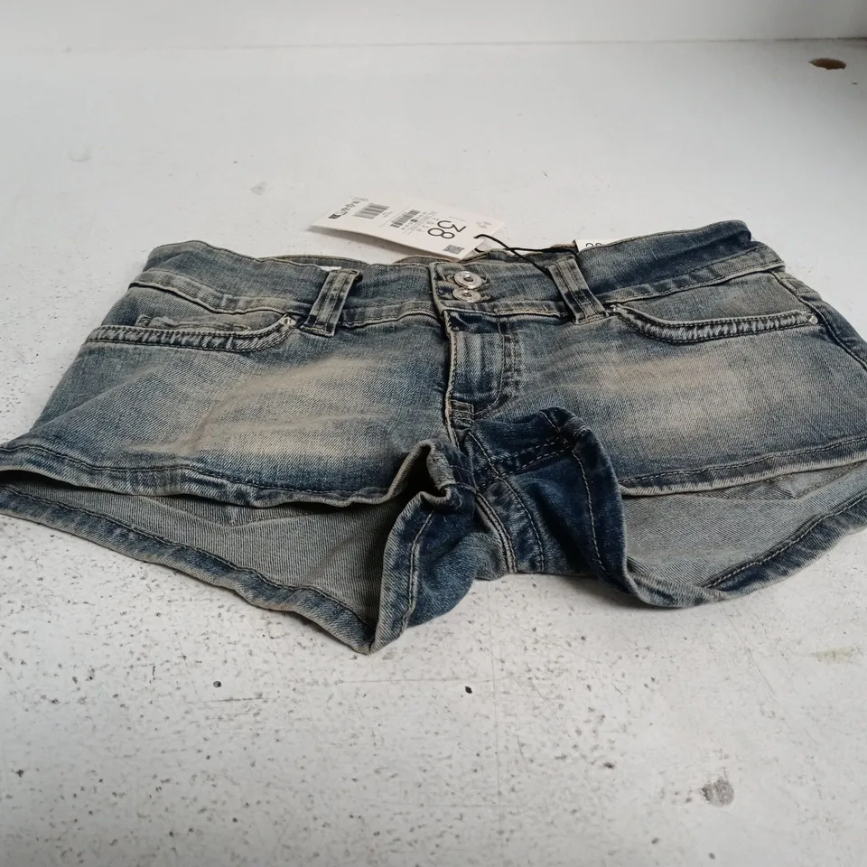 STRADIVARIUS DENIM SHORTS – UK 10 (EU 38) WOMEN'S