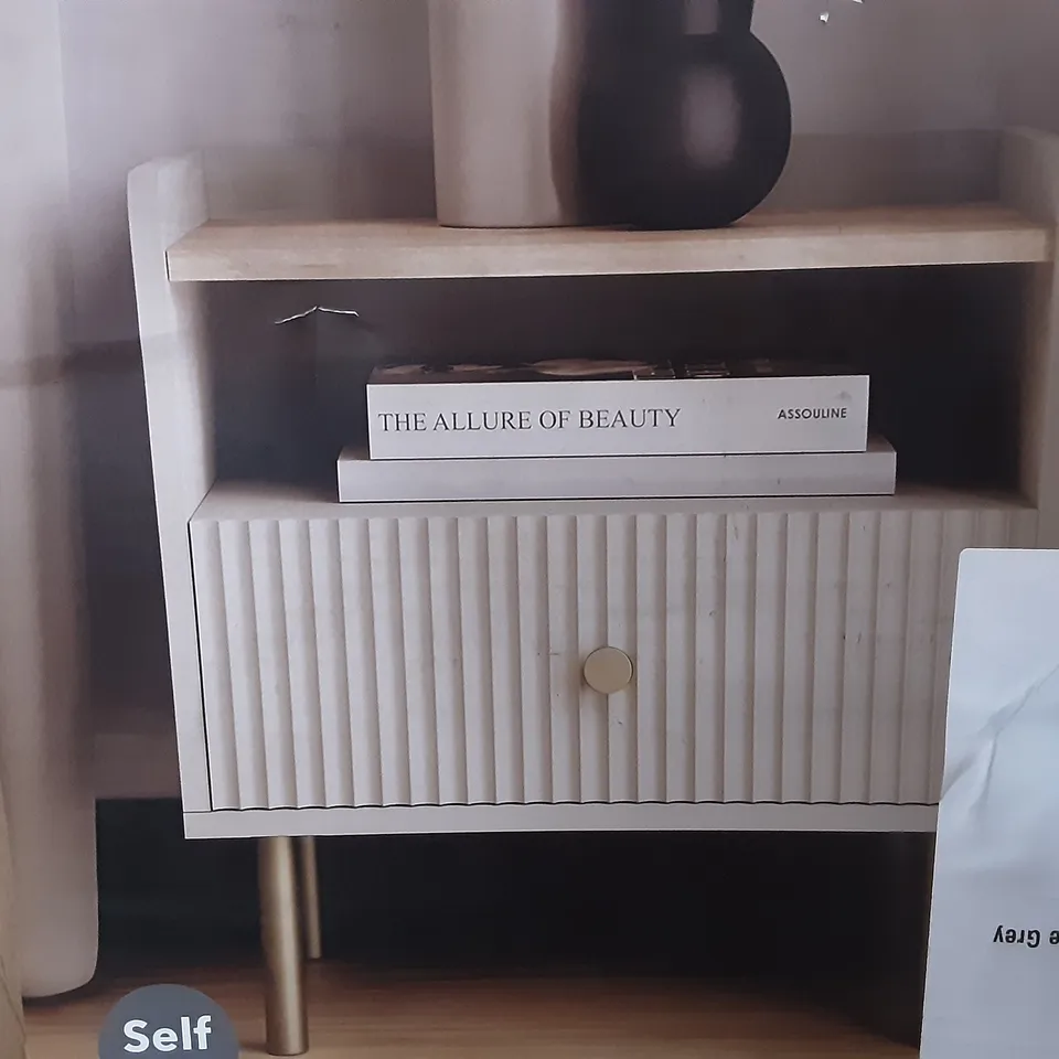 BOXED GEORGI 1 DRAWER BEDSIDE IN GREY 