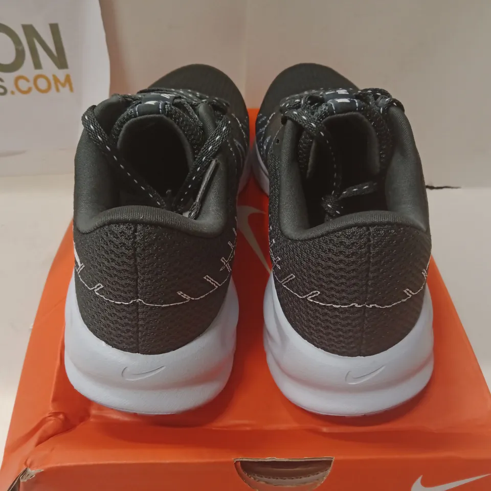 NIKE RUN DEFY WOMEN'S RUNNING SHOES – UK 4.5 (US 7, EU 38) - BOXED