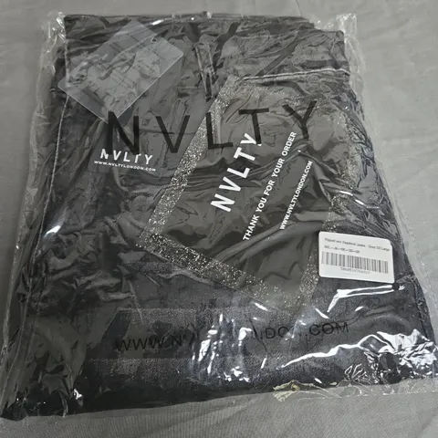 NVLTY JEANS SIZE XXL 