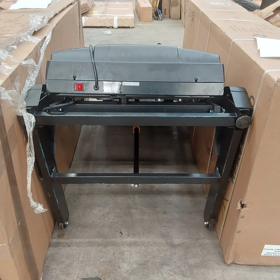 DYNAMIX T3000CF MOTORISED TREADMILL 