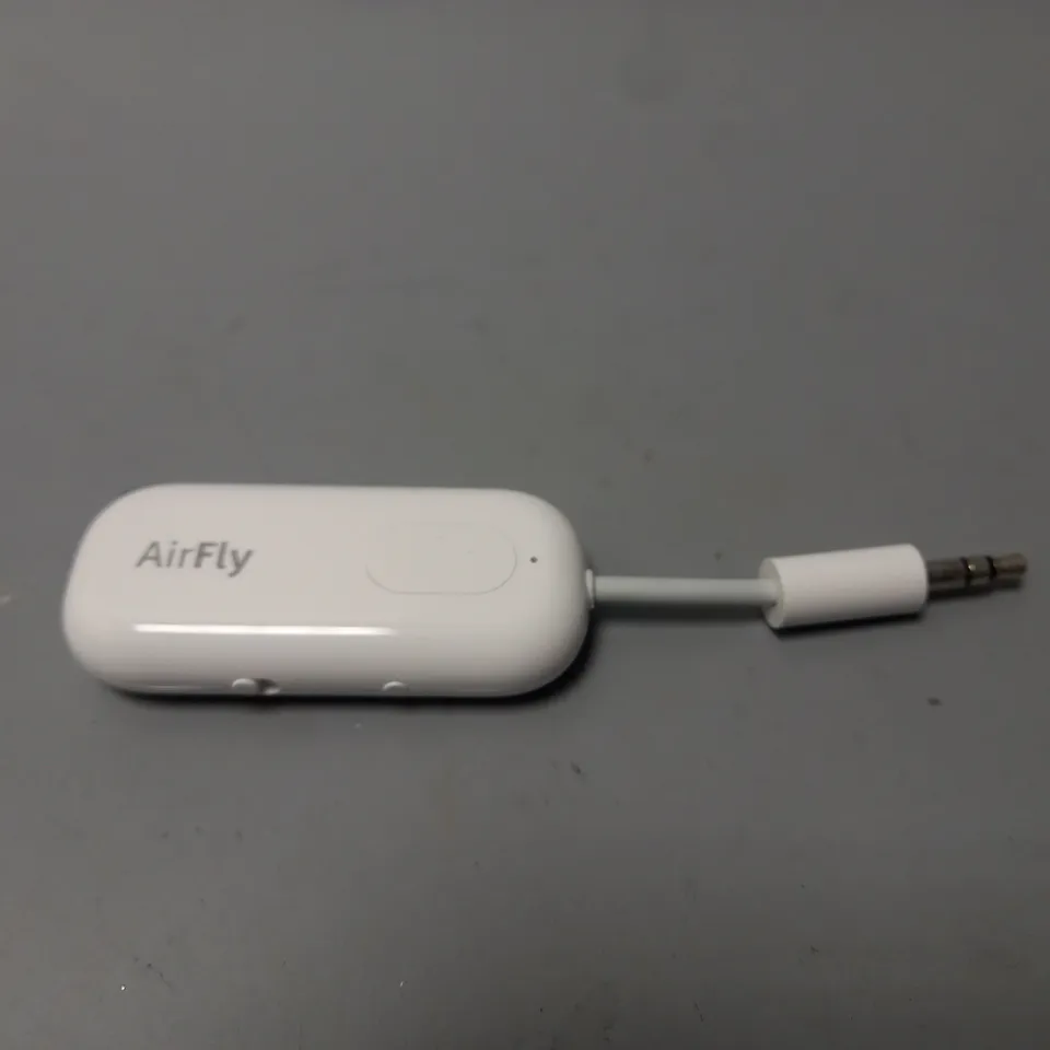 BOXED TWELVE SOUTH AIRFLY PRO - WHITE