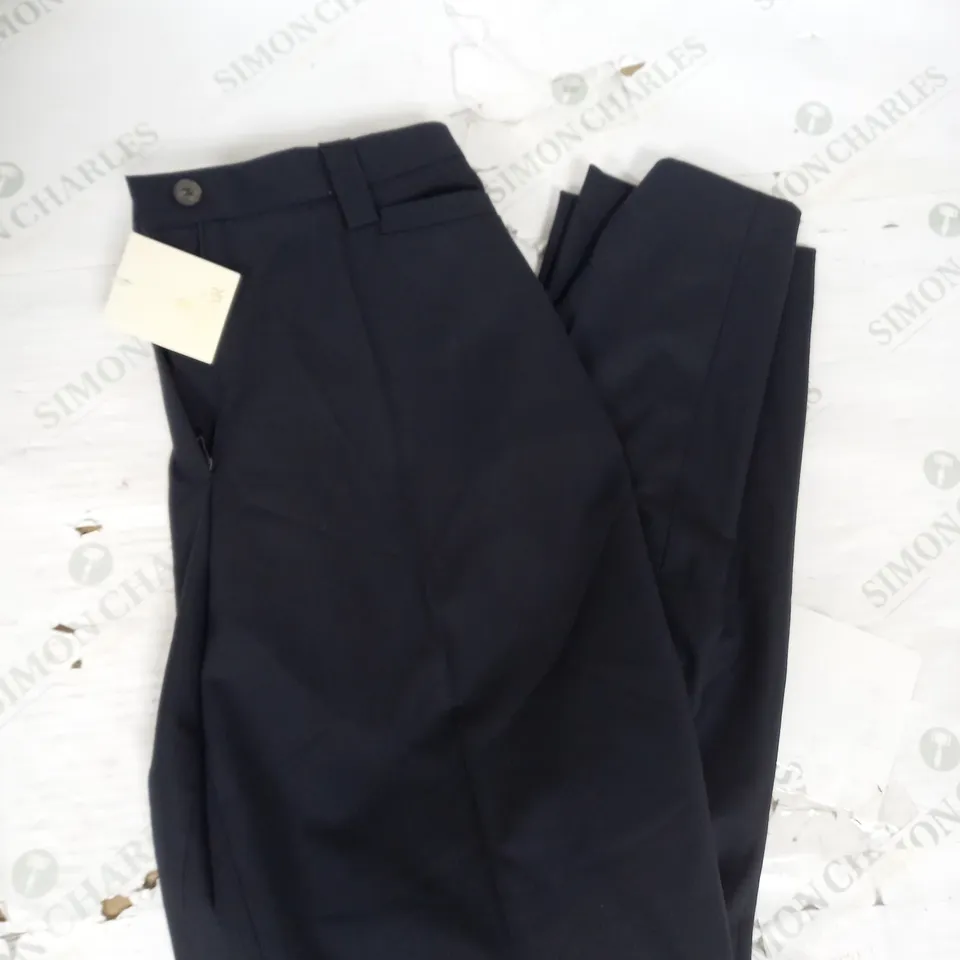 HOUSE OF BRUAR CLASSIC SLACK TROUSERS IN NAVY SIZE 14R