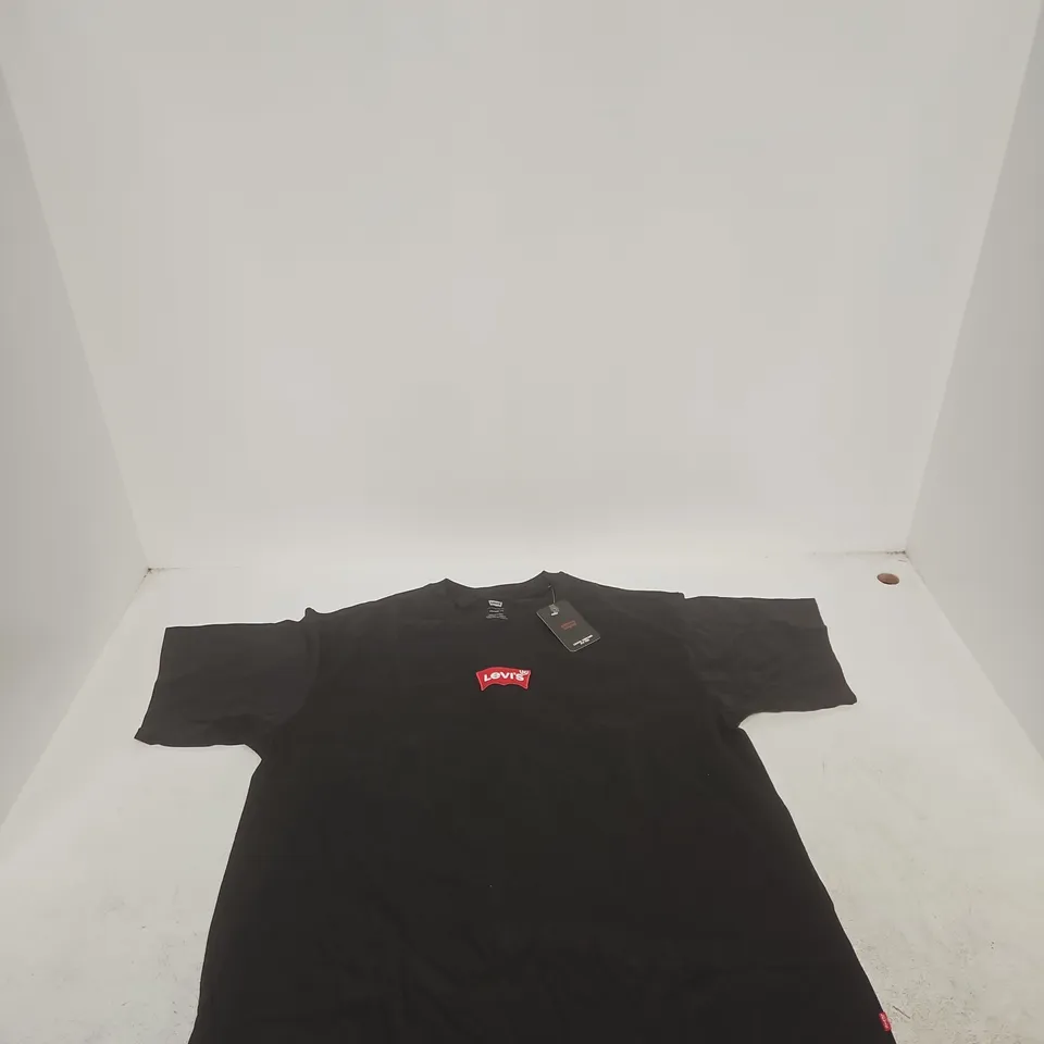 LEVI'S VINTAGE FIT T-SHIRT – BLACK, XL (UK XL)