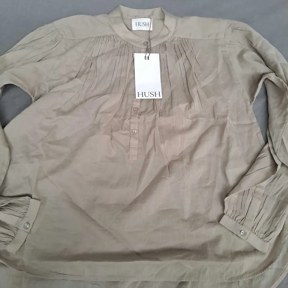 HUSH LHEA COTTON PLACKET BOUSE IN DARKER BEIGE - SIZE 4