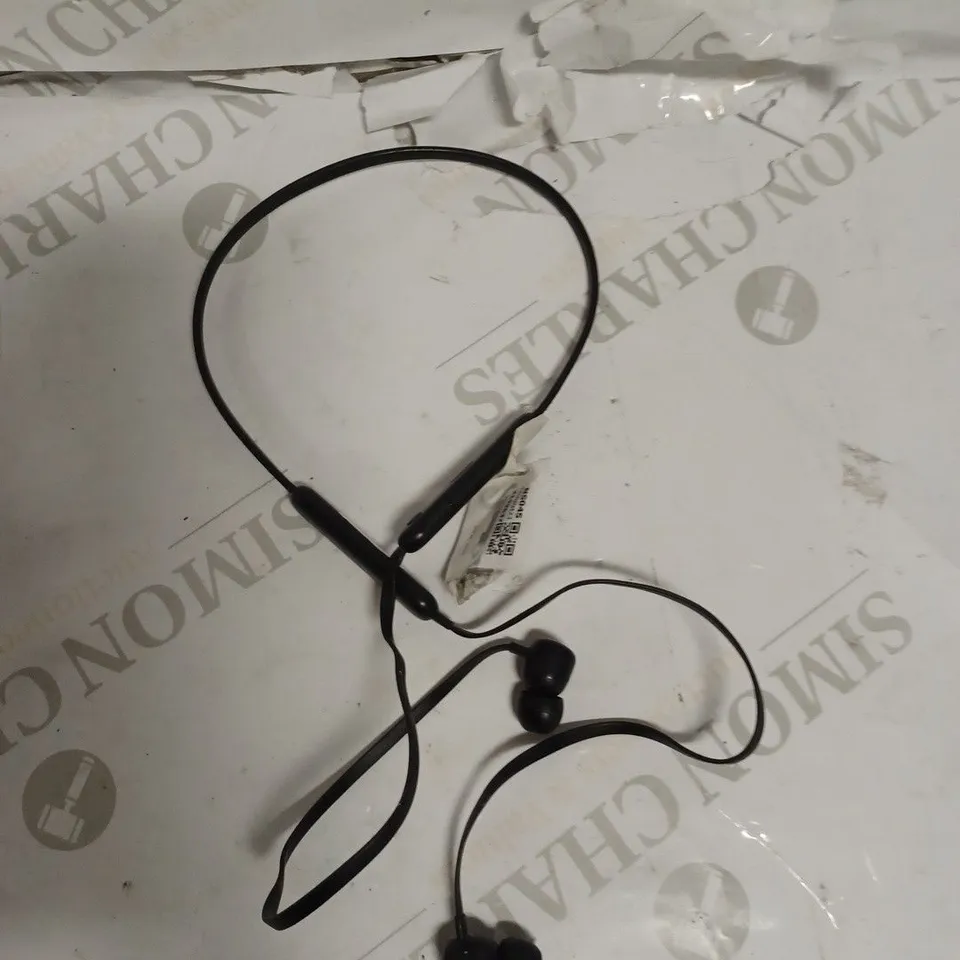 BEARTS EARPHONES BLACK