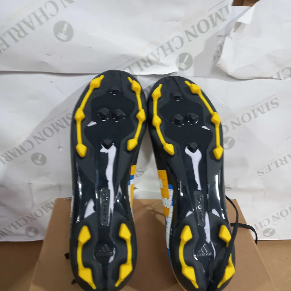 BOXED PAIR OF ADIDAS GAMEMODE FG FOOTBALL BOOTS SIZE 9 