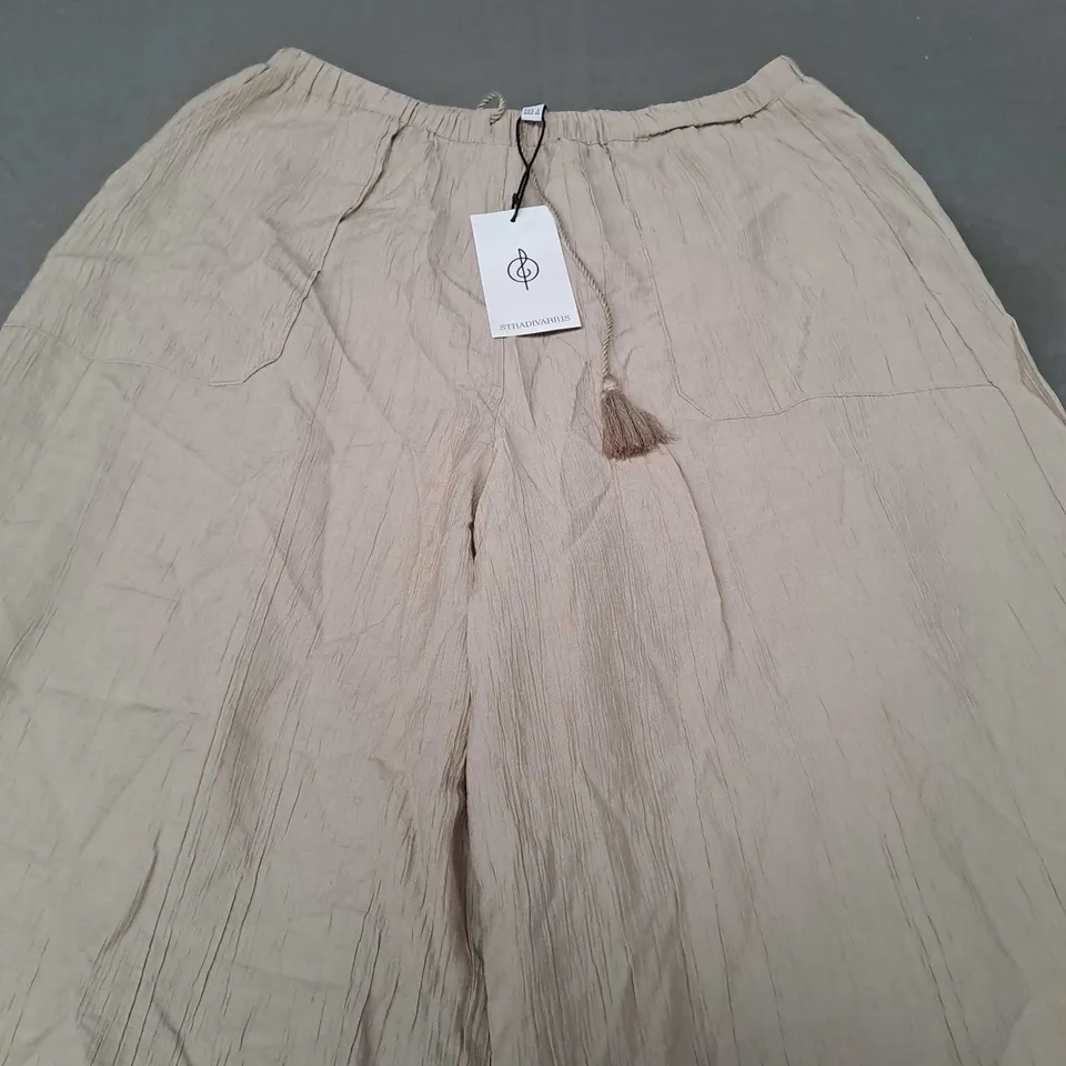 STRADIVARIUS LIGHT BROWN BAGGY TROUSERS - EUR SMALL