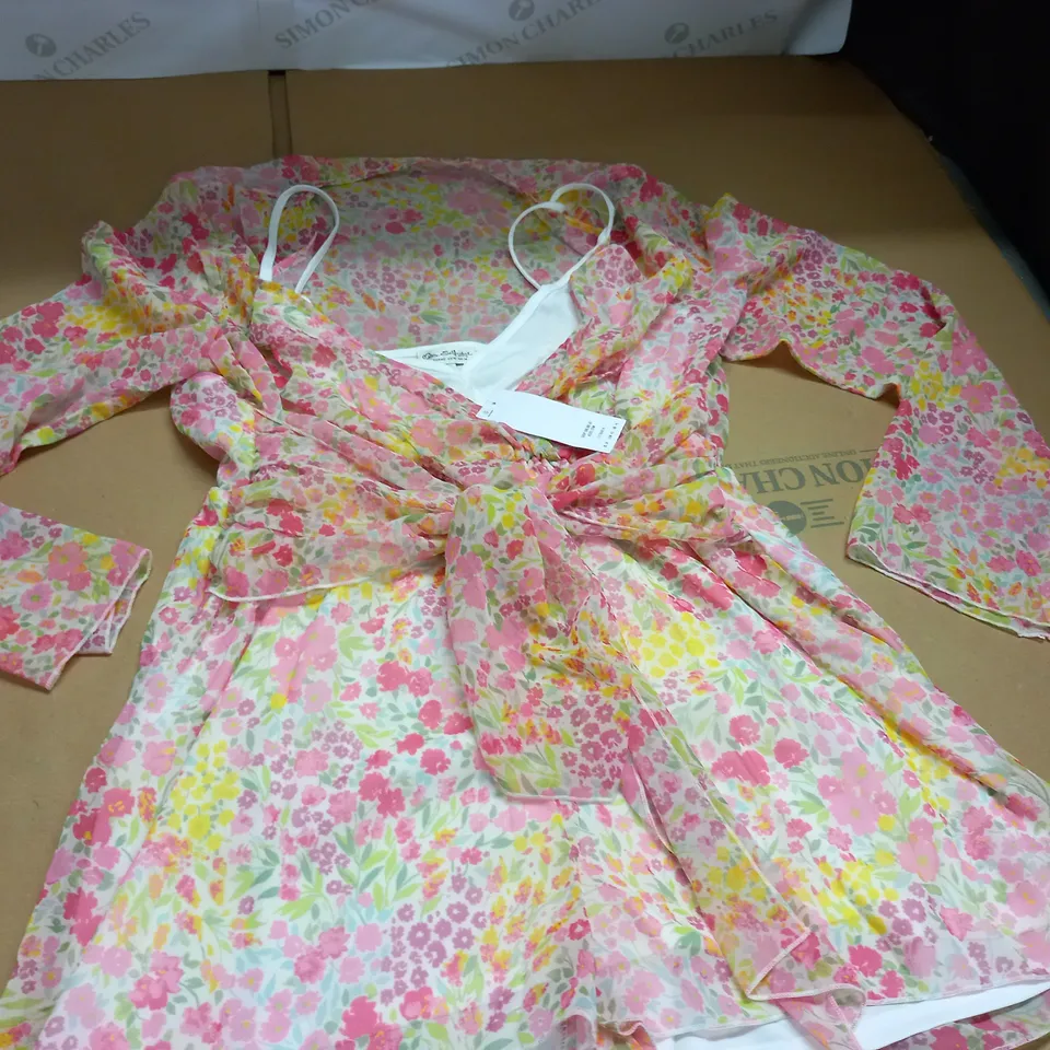miss Selfridges chiffon wrap tie waist playsuit - uk 14