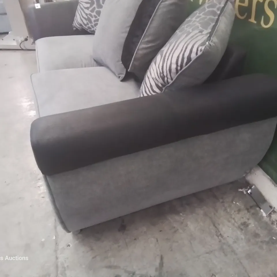 DESIGNER THREE SEATER SOFA WITH SCATTER CUSHIONS BLACK FAUX LEATHER & GREY FABRIC